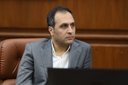تسهیل سفرهای چندمسیره به کیش؛ پیگیری طرح قطار گردشگری از تابستان ۱۴۰۴